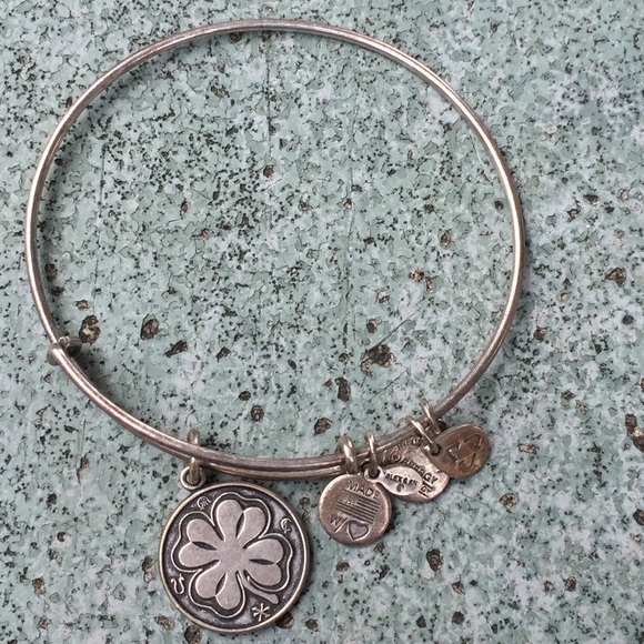 Alex and Ani silver four leaf clover bracelet - Picture 3 of 6